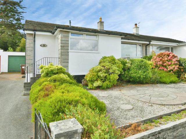 2 bedroom semi detached bungalow for sale
