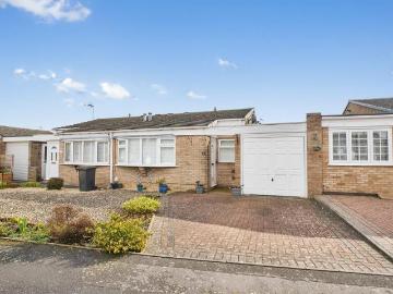 2 bedroom semi detached bungalow for sale