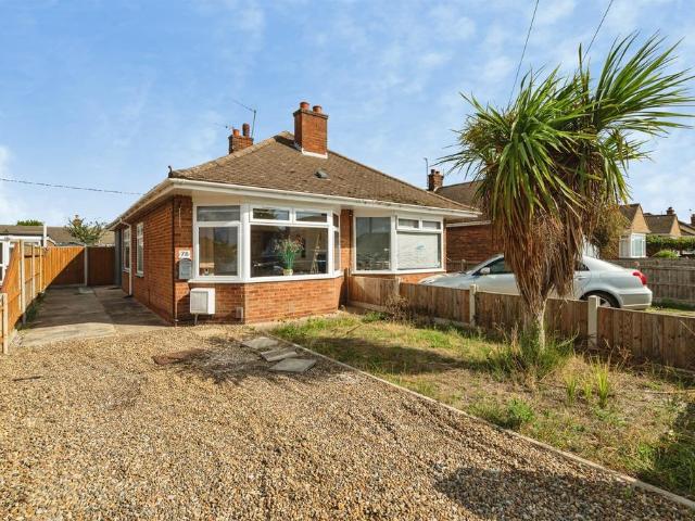 2 bedroom semi detached bungalow for sale