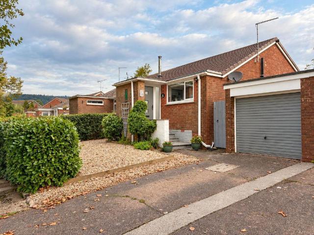 2 bedroom semi detached bungalow for sale