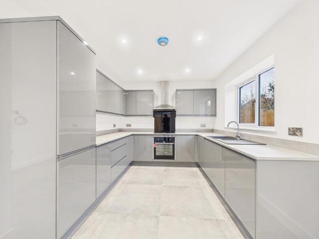 2 bedroom semi detached bungalow for sale