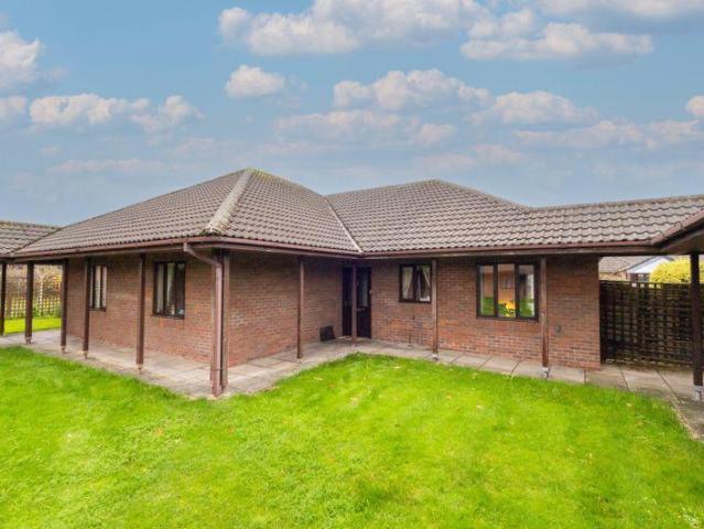 2 bedroom semi detached bungalow for sale