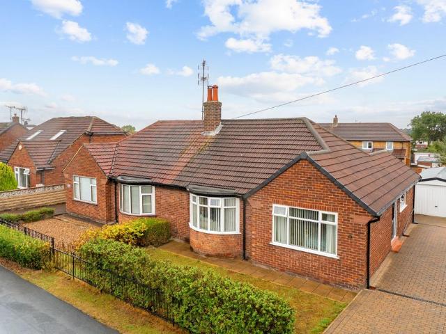 2 bedroom semi detached bungalow for sale