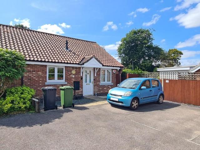 2 bedroom semi detached bungalow for sale
