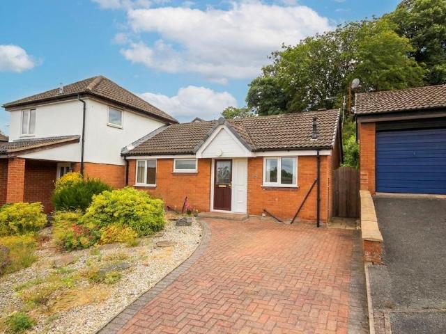 2 bedroom semi detached bungalow for sale