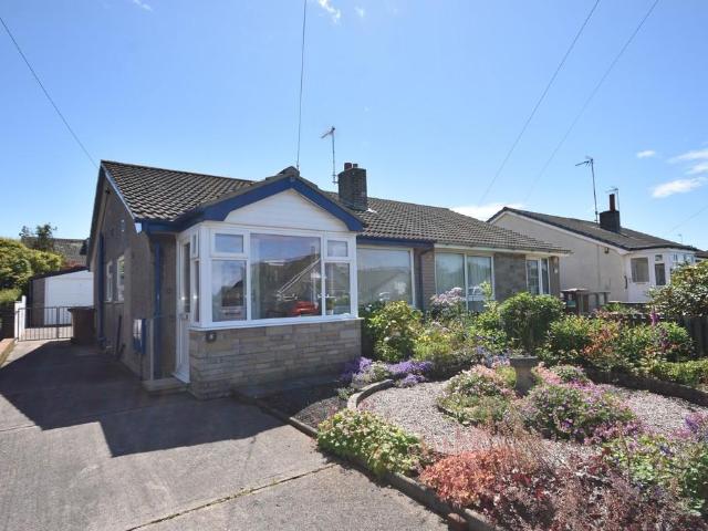 2 bedroom semi detached bungalow for sale
