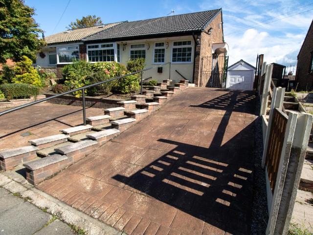2 bedroom semi detached bungalow for sale