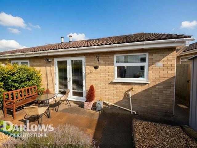 2 bedroom semi detached bungalow for sale
