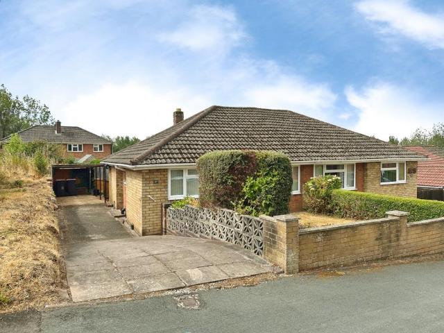 2 bedroom semi detached bungalow for sale