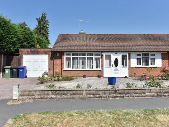 2 bedroom semi detached bungalow for sale