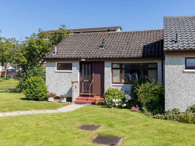 2 bedroom semi detached bungalow for sale
