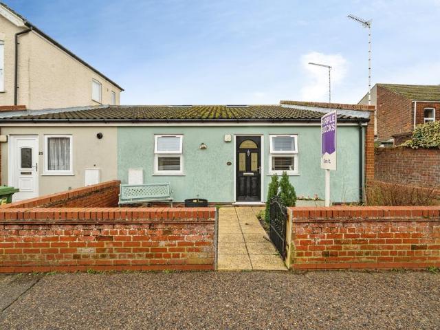 2 bedroom semi detached bungalow for sale