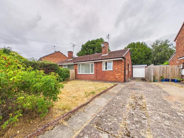2 bedroom semi detached bungalow for sale