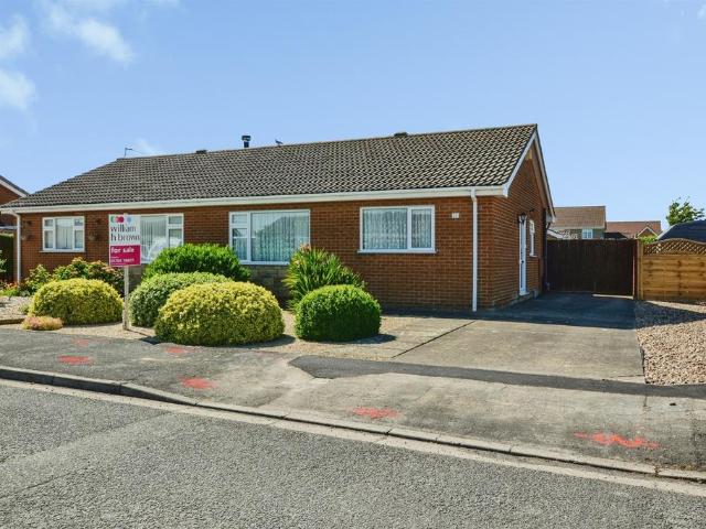 2 bedroom semi detached bungalow for sale