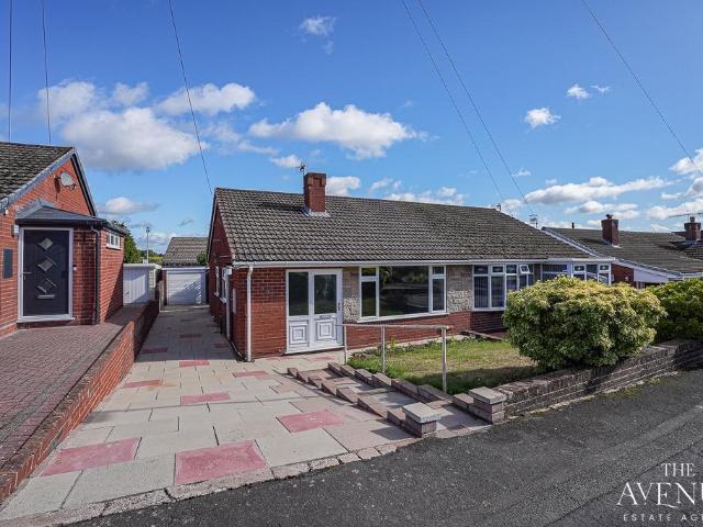 2 bedroom semi detached bungalow for sale
