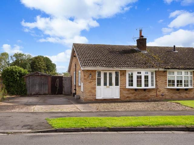 2 bedroom semi detached bungalow for sale