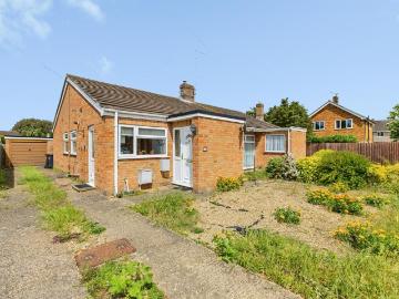 2 bedroom semi detached bungalow for sale