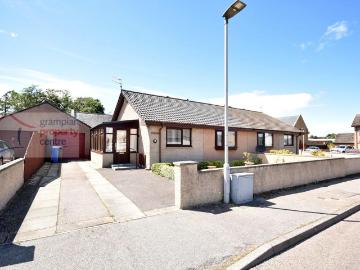 2 bedroom semi detached bungalow for sale