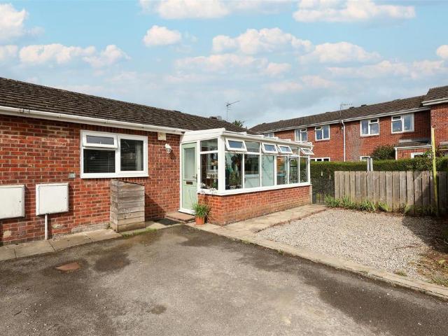 2 bedroom semi detached bungalow for sale