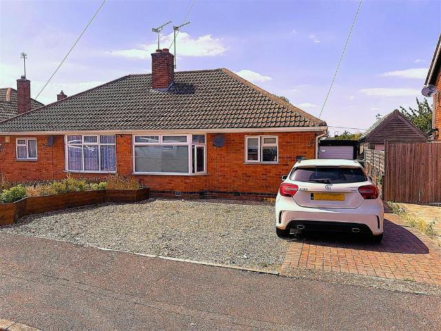 2 bedroom semi detached bungalow for sale