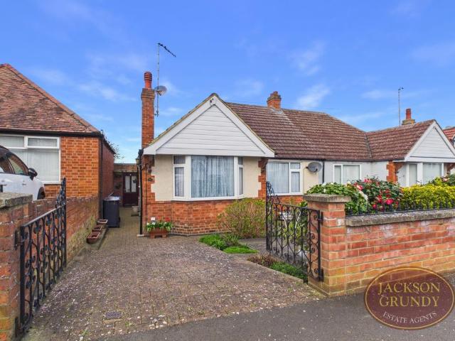 2 bedroom semi detached bungalow for sale