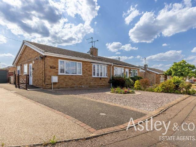 2 bedroom semi detached bungalow for sale