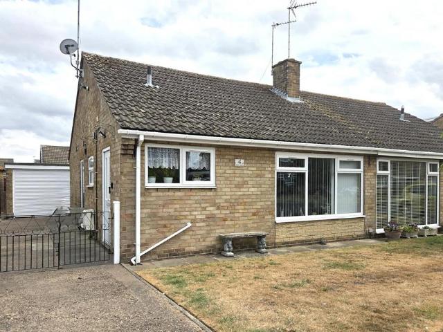 2 bedroom semi detached bungalow for sale