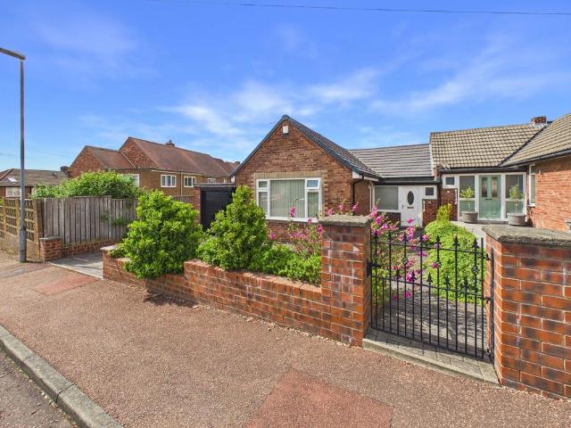 2 bedroom semi detached bungalow for sale
