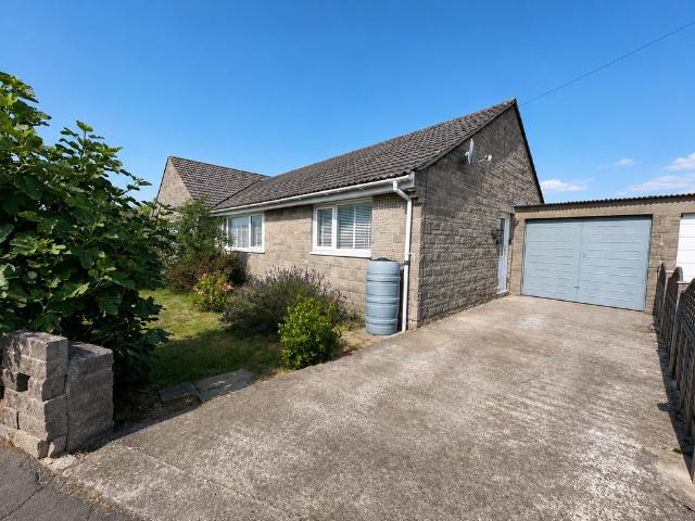 2 bedroom semi detached bungalow for sale