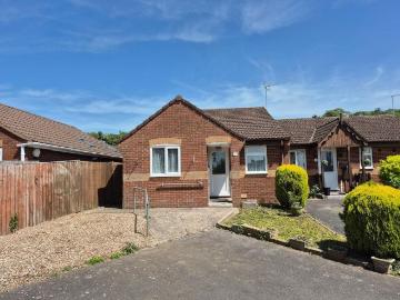 2 bedroom semi detached bungalow for sale
