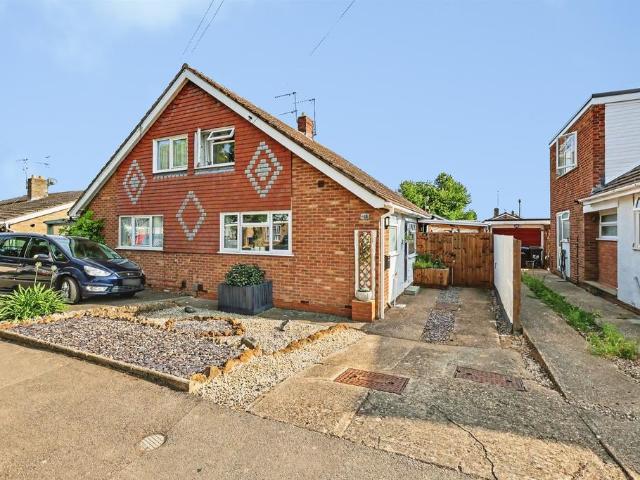 2 bedroom semi detached bungalow for sale