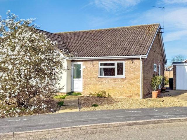 2 bedroom semi detached bungalow for sale