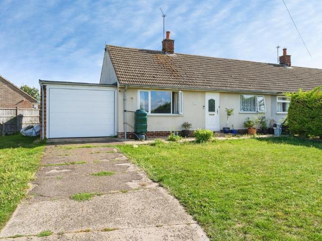2 bedroom semi detached bungalow for sale