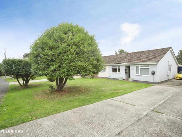 2 bedroom semi detached bungalow for sale