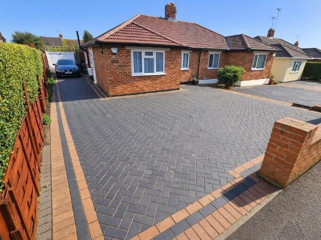 2 bedroom semi detached bungalow for sale