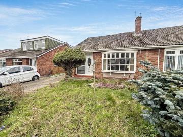 2 bedroom semi detached bungalow for sale