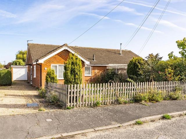 2 bedroom semi detached bungalow for sale