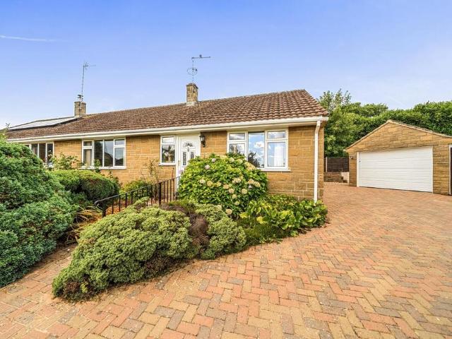 2 bedroom semi detached bungalow for sale