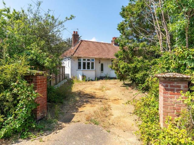 2 bedroom semi detached bungalow for sale