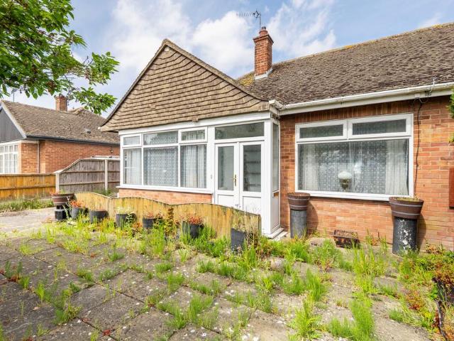 2 bedroom semi detached bungalow for sale