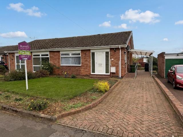 2 bedroom semi detached bungalow for sale
