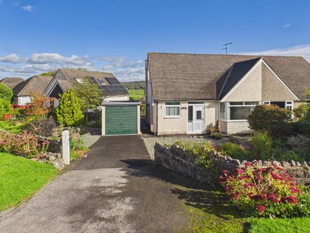 2 bedroom semi detached bungalow for sale