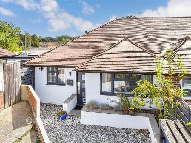 2 bedroom semi detached bungalow for sale