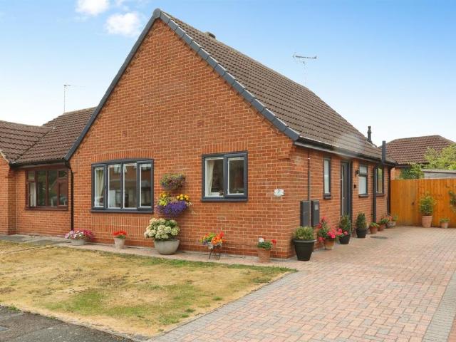 2 bedroom semi detached bungalow for sale