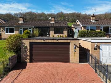 2 bedroom semi detached bungalow for sale