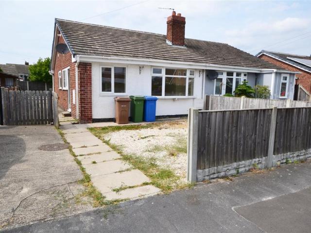 2 bedroom semi detached bungalow for sale