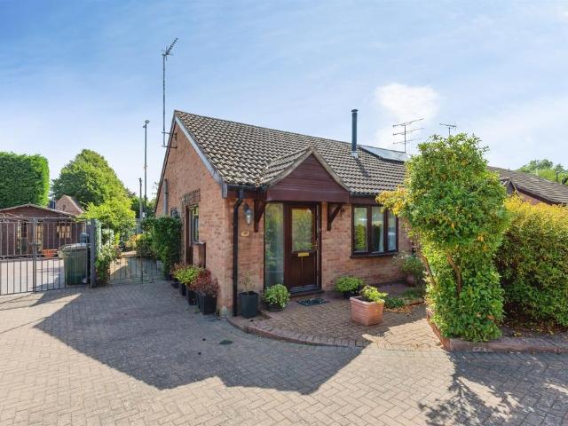 2 bedroom semi detached bungalow for sale