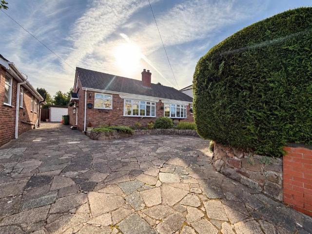 2 bedroom semi detached bungalow for sale