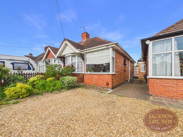 2 bedroom semi detached bungalow for sale