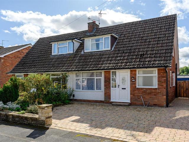 2 bedroom semi detached bungalow for sale